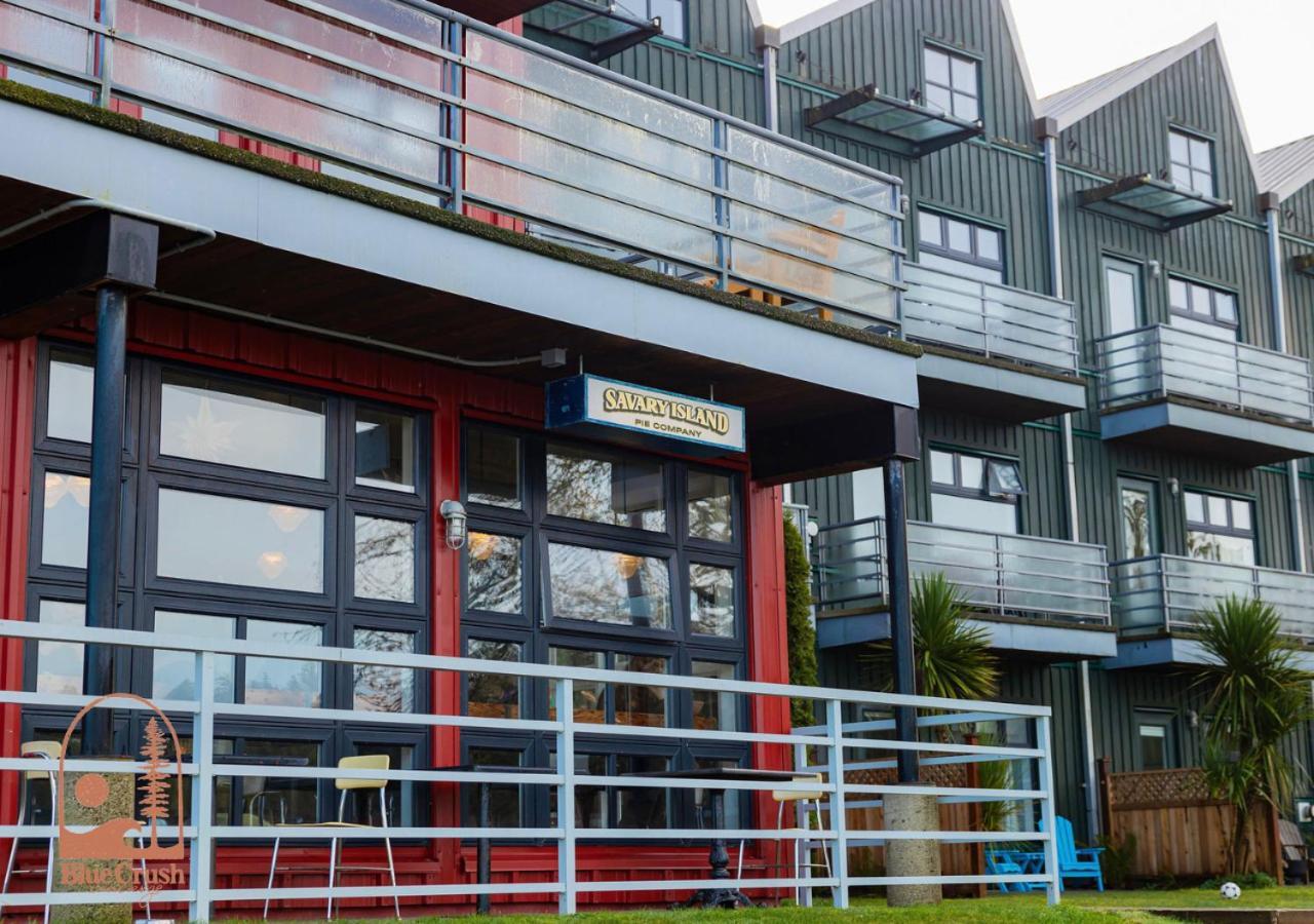 Wave Haven Waterfront Condo Hotel Tofino Exterior photo